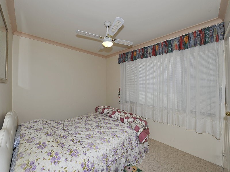 11 PLOVER RISE, Halls Head WA 6210