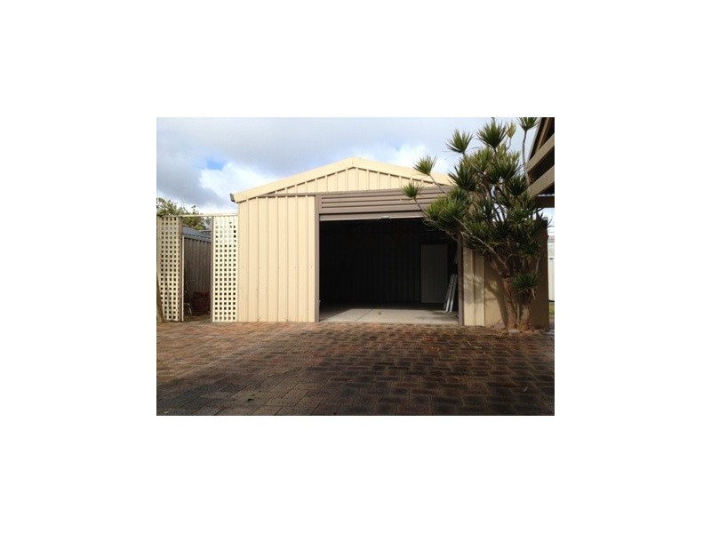 4 Watersun Drive, Silver Sands WA 6210