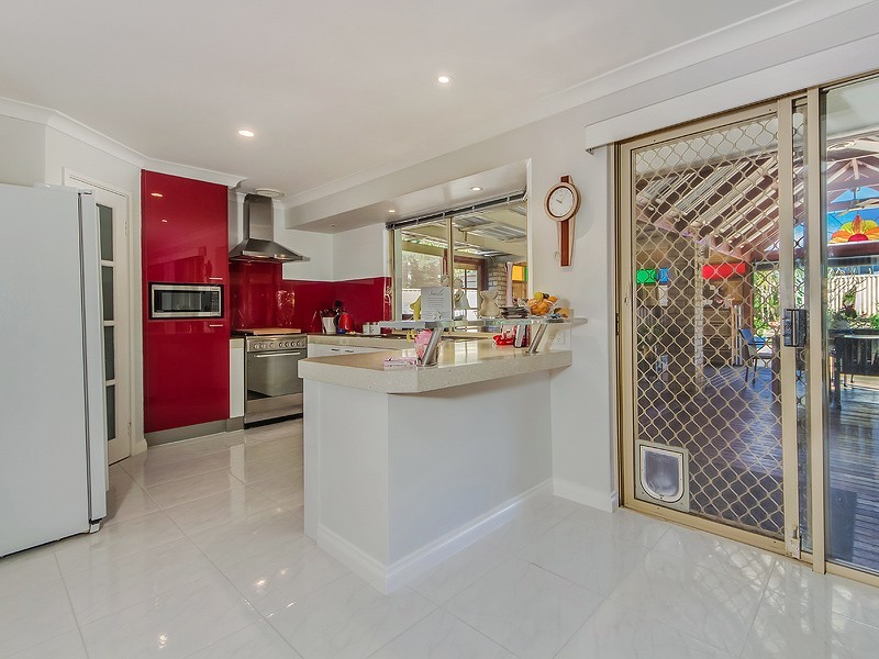 84 Mclarty Road, Halls Head WA 6210