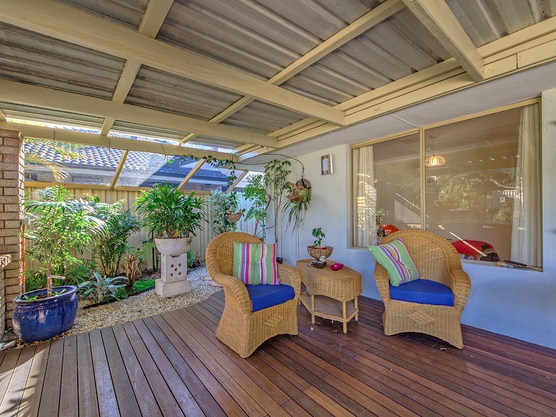 84 Mclarty Road, Halls Head WA 6210