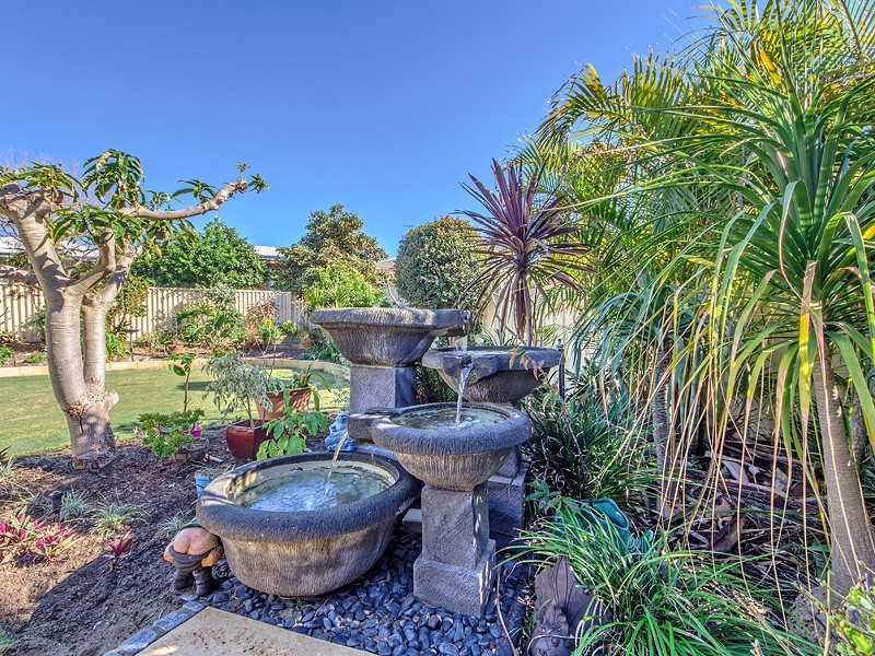 84 Mclarty Road, Halls Head WA 6210