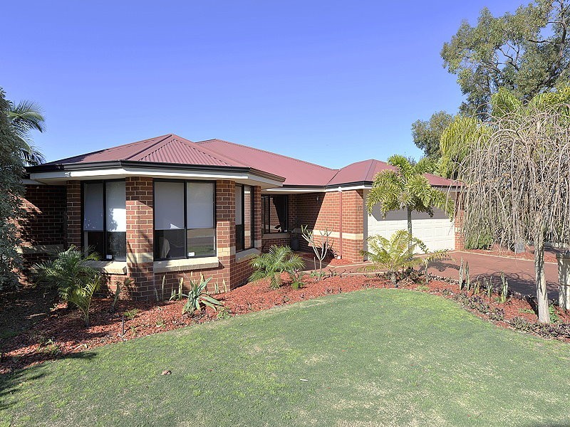 17 CLEOPATRA DRIVE, Coodanup WA 6210