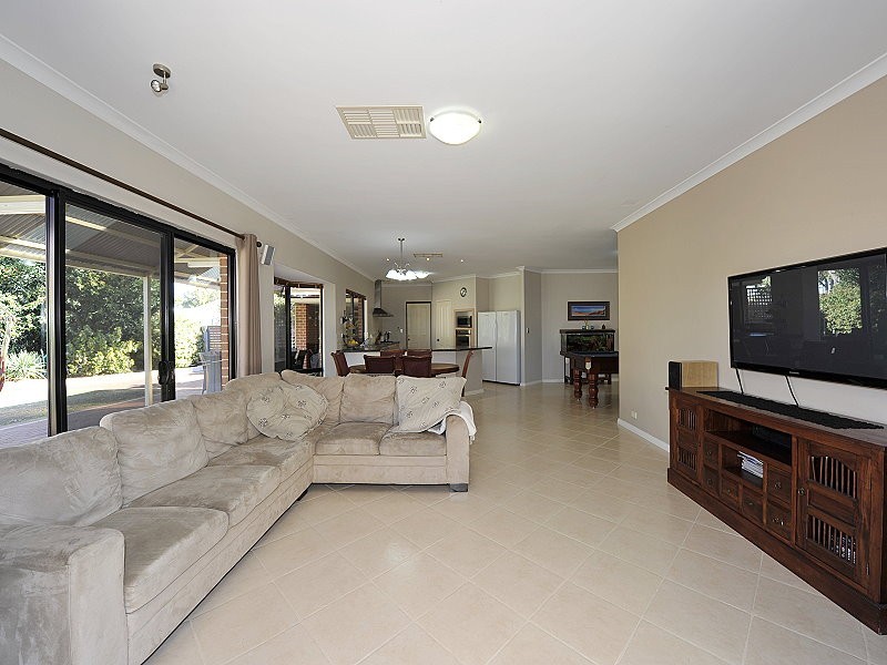 17 CLEOPATRA DRIVE, Coodanup WA 6210