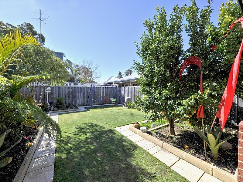 17 CLEOPATRA DRIVE, Coodanup WA 6210