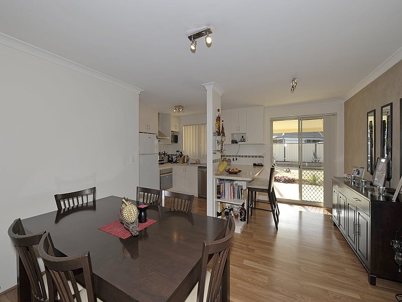 10 Underdale Place, Coodanup WA 6210