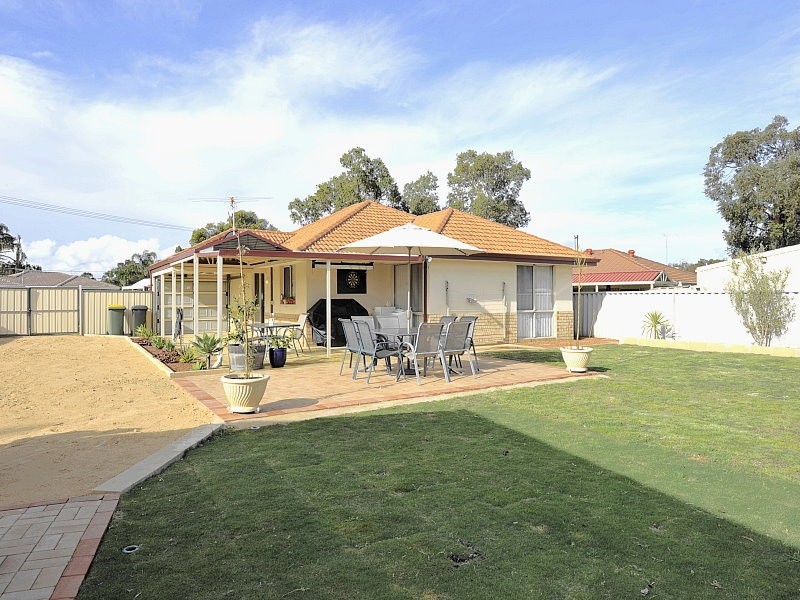 10 Underdale Place, Coodanup WA 6210