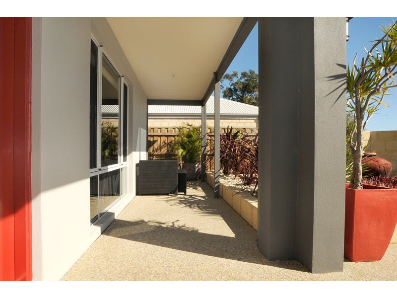 22 Skylark Loop, Erskine WA 6210