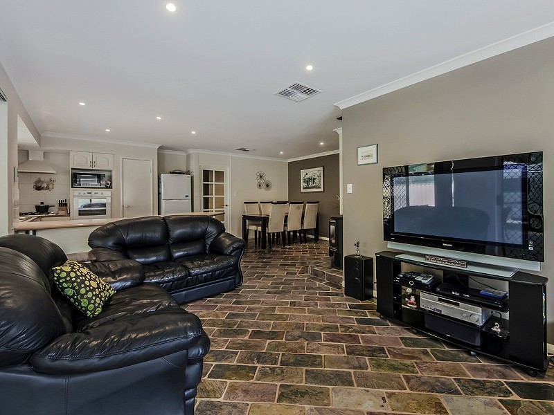 48 Exchequer Avenue, Greenfields WA 6210