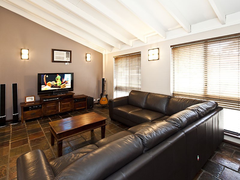 5 Armstrong Court, Waroona WA 6215
