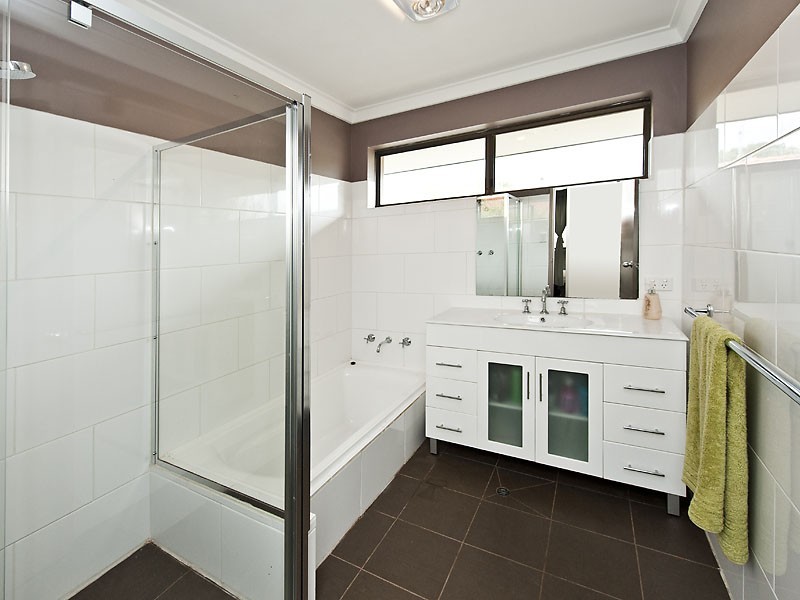 5 Armstrong Court, Waroona WA 6215