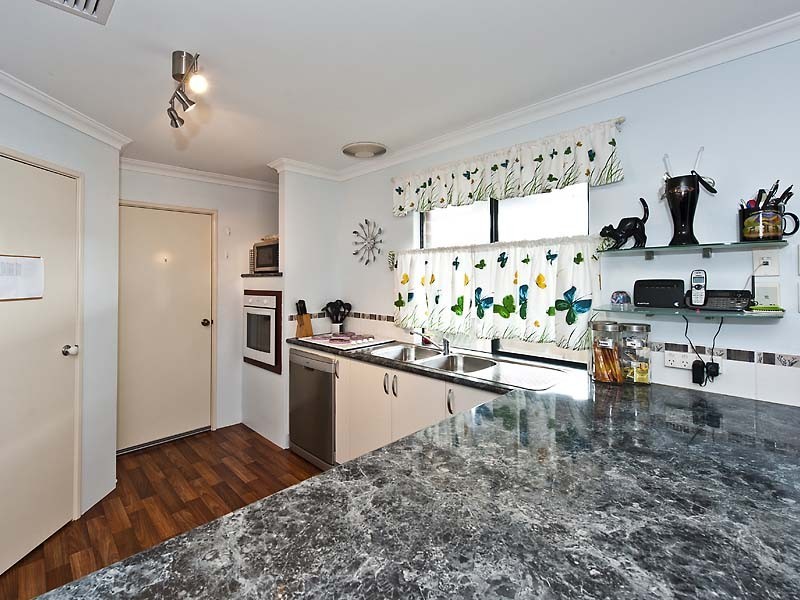 30 McLarty Street, Waroona WA 6215