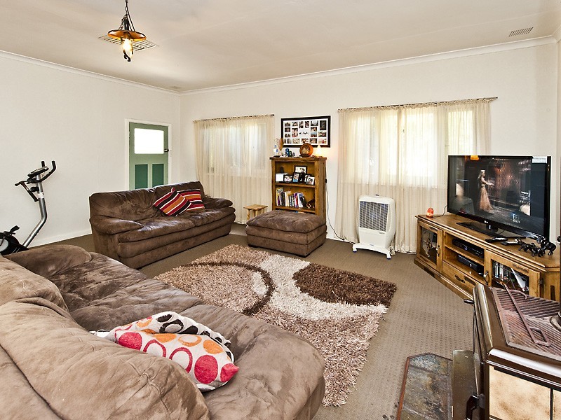 53 Recreation Road, Waroona WA 6215