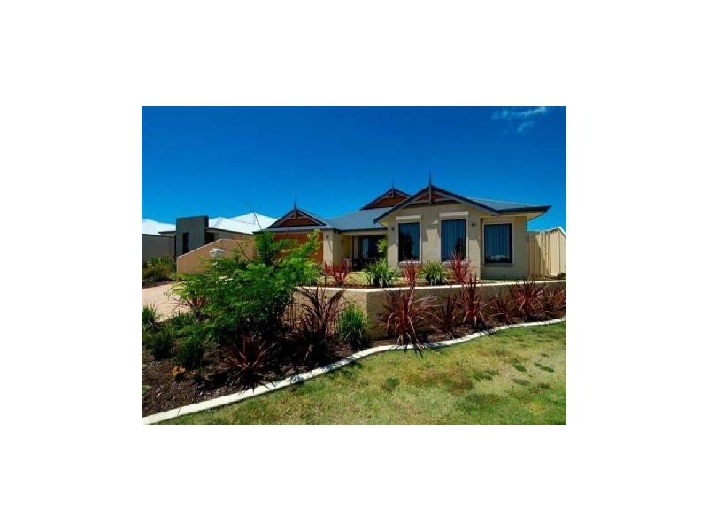 31 Yindana Boulevard, Lakelands WA 6180