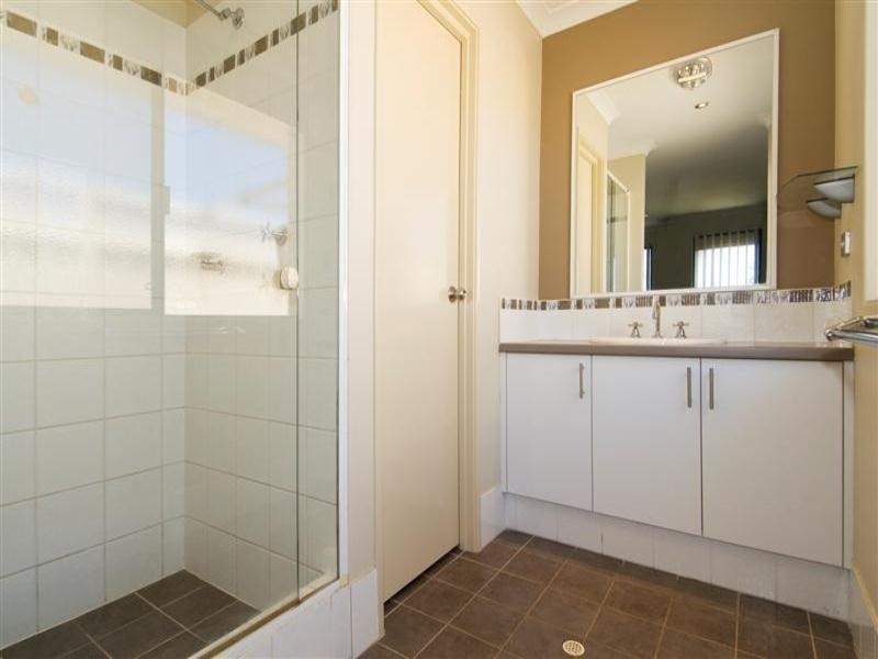 31 Yindana Boulevard, Lakelands WA 6180