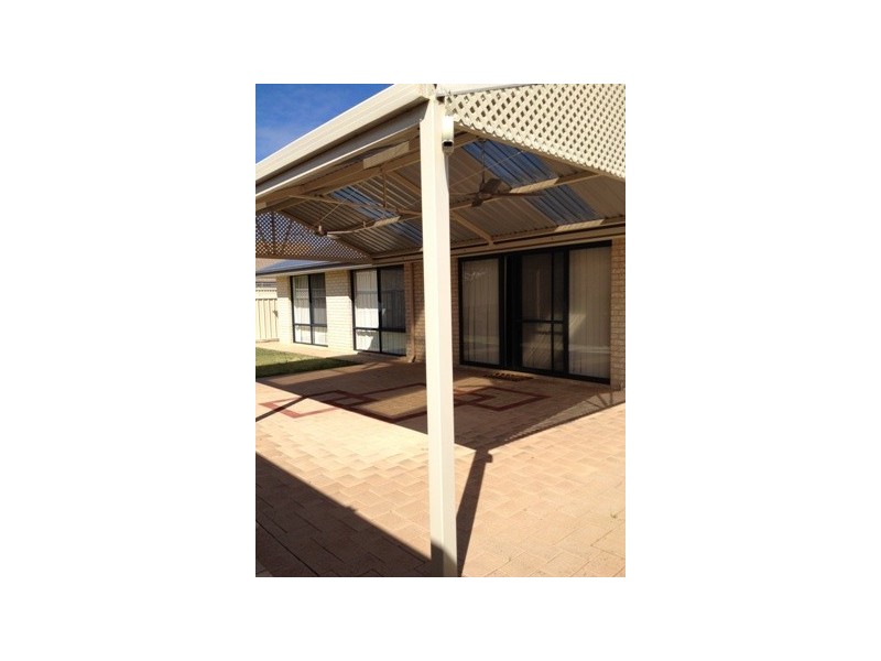 31 Yindana Boulevard, Lakelands WA 6180