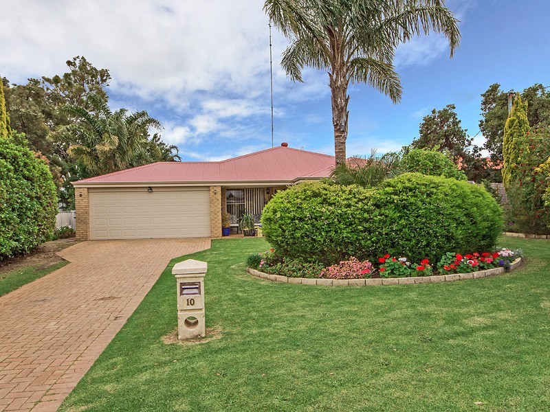 10 Neil Place, Waroona WA 6215