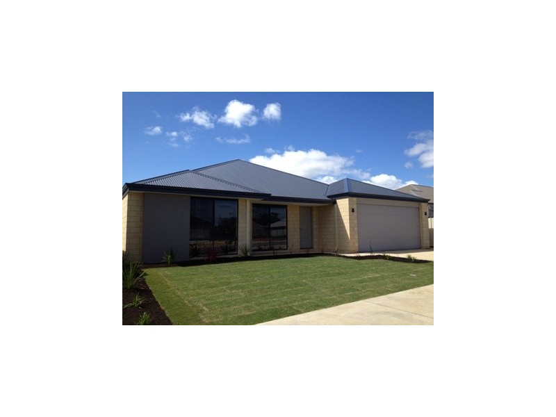 19 Newbridge Street, Meadow Springs WA 6210