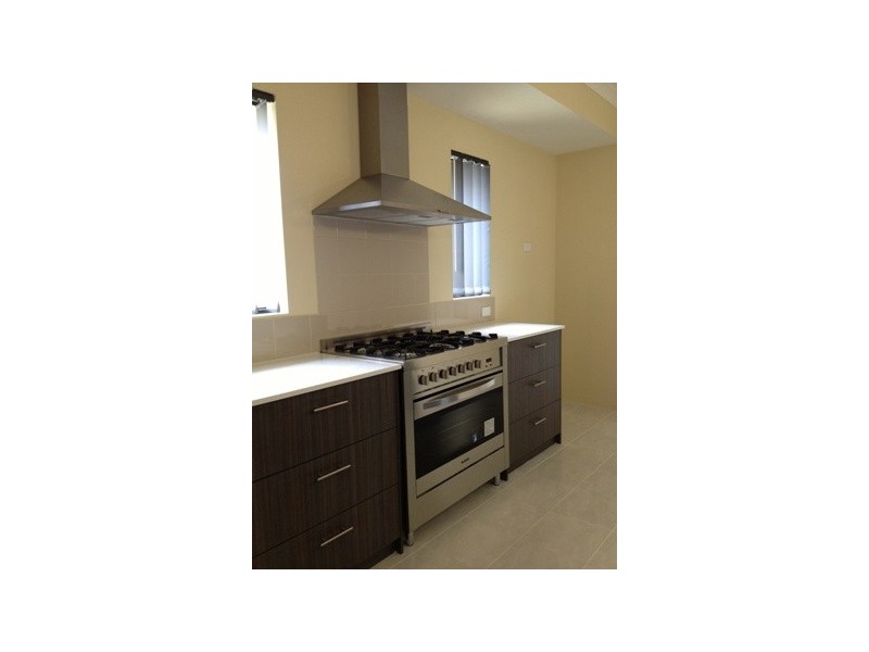 19 Newbridge Street, Meadow Springs WA 6210