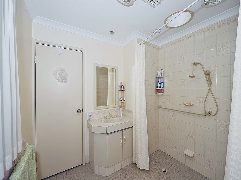 2 /49 DAVEY STREET, Mandurah WA 6210