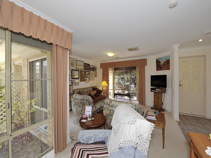 2 /49 DAVEY STREET, Mandurah WA 6210