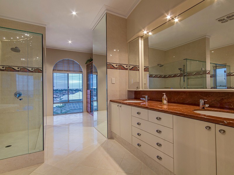 50 Alexis Circle, PORT BOUVARD, Wannanup WA 6210