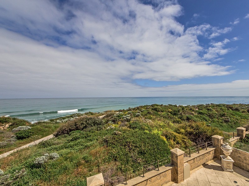 50 Alexis Circle, PORT BOUVARD, Wannanup WA 6210