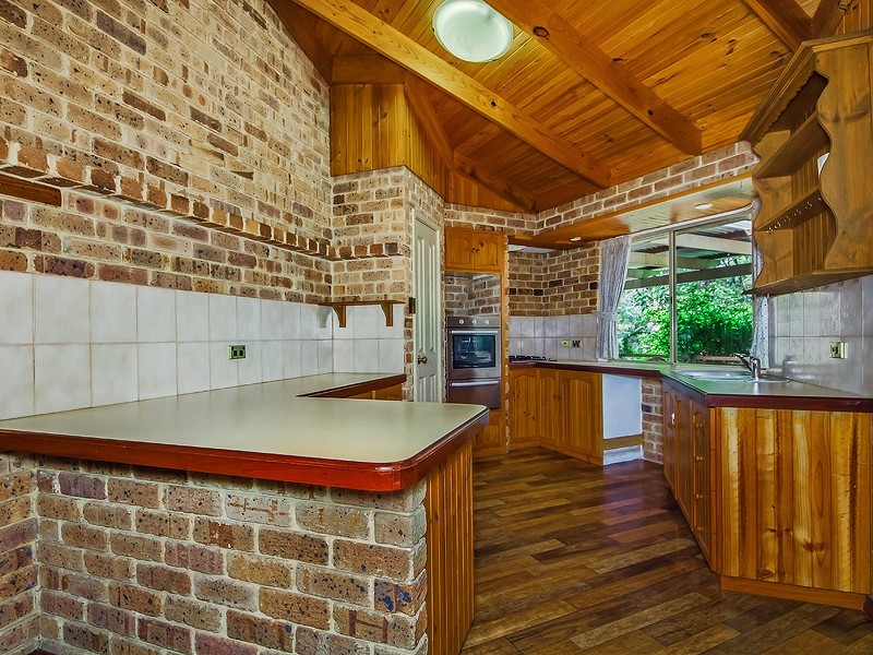 20 Russell Drive, Waroona WA 6215