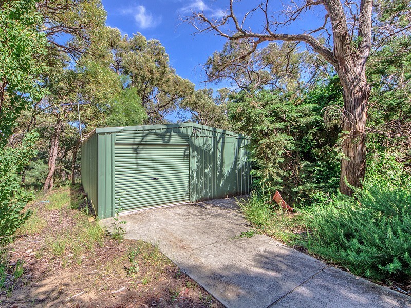 20 Russell Drive, Waroona WA 6215