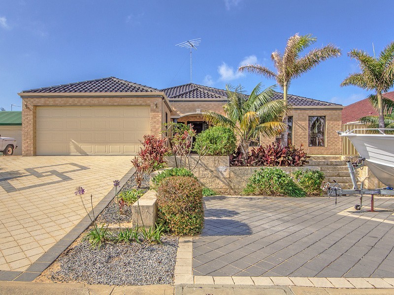 11 Melros Beach Rd, Dawesville WA 6211