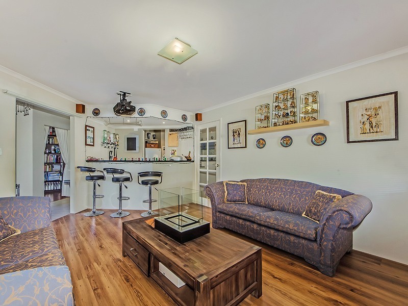 11 Melros Beach Rd, Dawesville WA 6211