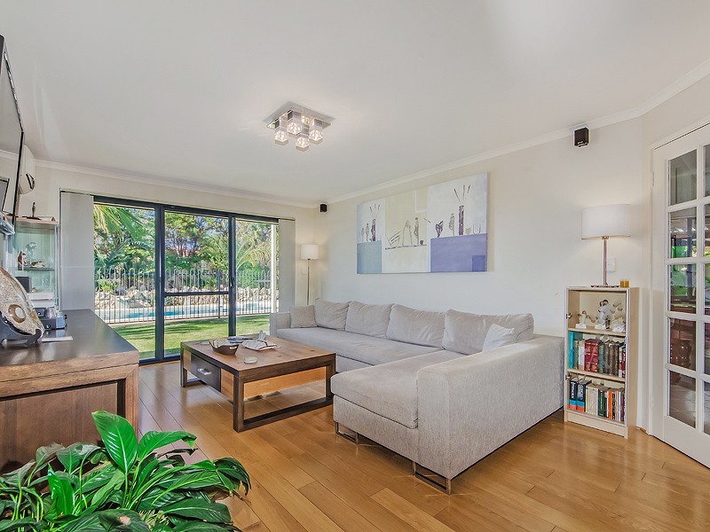 11 Melros Beach Rd, Dawesville WA 6211