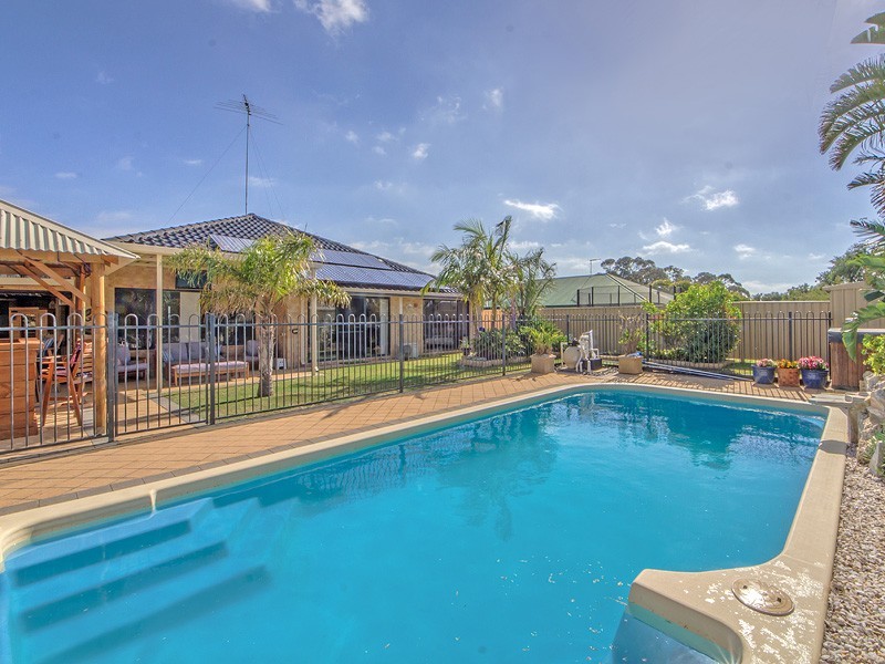 11 Melros Beach Rd, Dawesville WA 6211