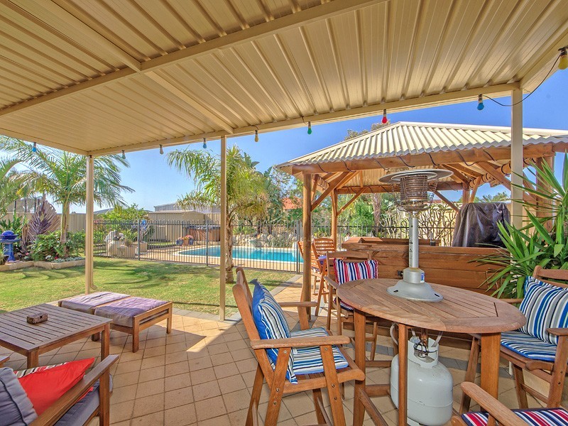 11 Melros Beach Rd, Dawesville WA 6211