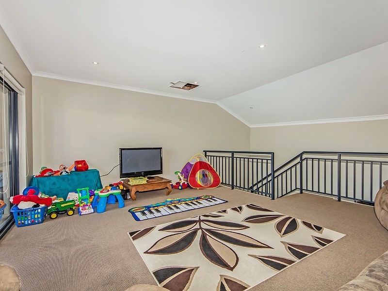 10/7 Village Mews,PORT BOUVARD, Wannanup WA 6210