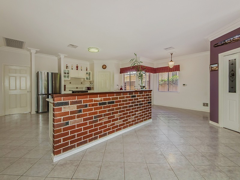 36 Willow Gardens, South Yunderup WA 6208