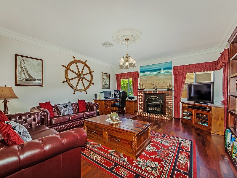 36 Willow Gardens, South Yunderup WA 6208