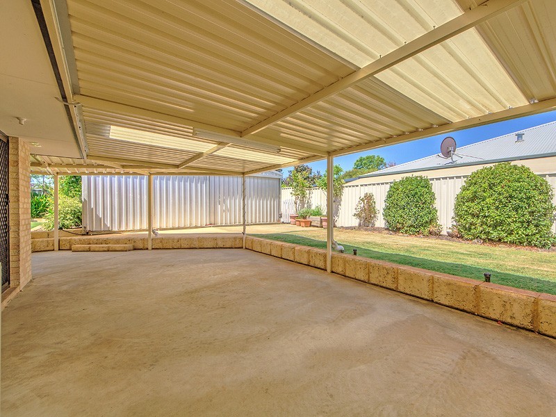 70 Exchequer Ave, Greenfields WA 6210