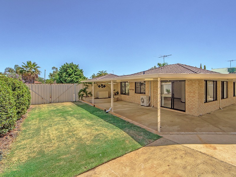 70 Exchequer Ave, Greenfields WA 6210