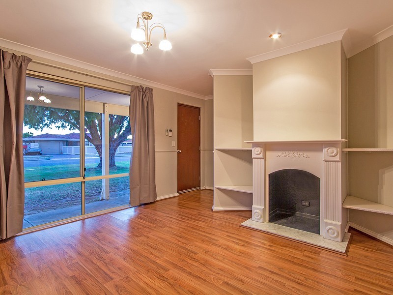 48 Cuthbertson Drive, Cooloongup WA 6168