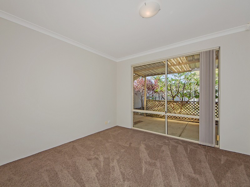 48 Cuthbertson Drive, Cooloongup WA 6168