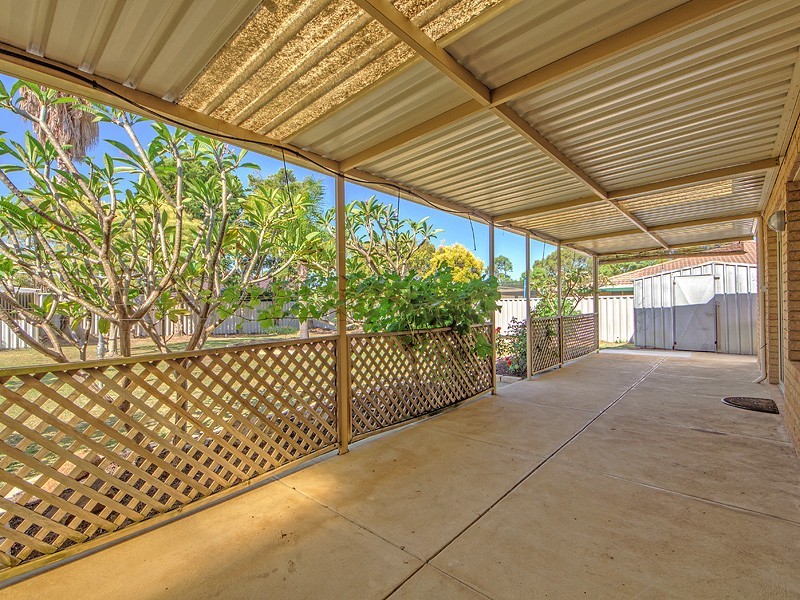 48 Cuthbertson Drive, Cooloongup WA 6168