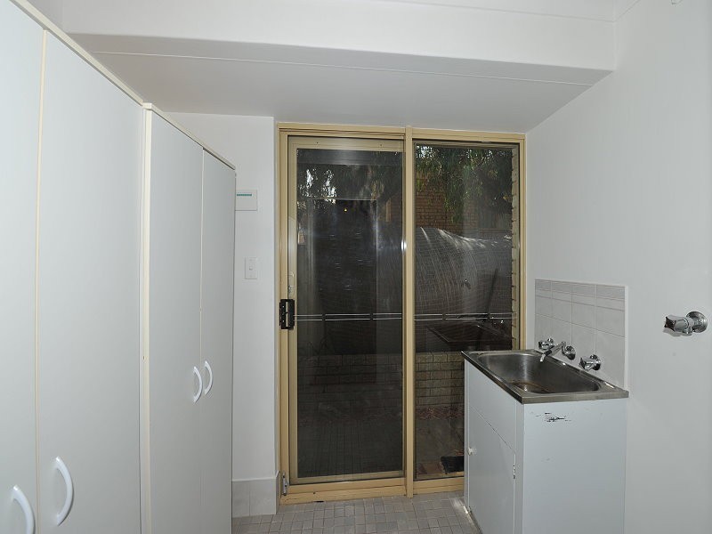 8 Wattle Close, Bouvard WA 6211