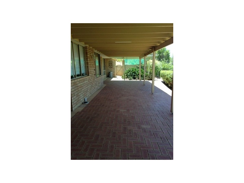 32 Pioneer Crt, Dawesville WA 6211