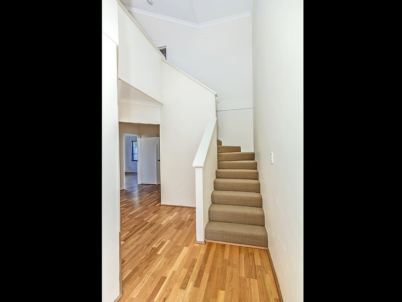 1/18 Davey, Mandurah WA 6210