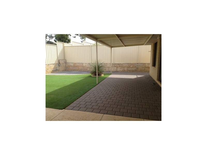 49 Ballard Meander, Lakelands WA 6180