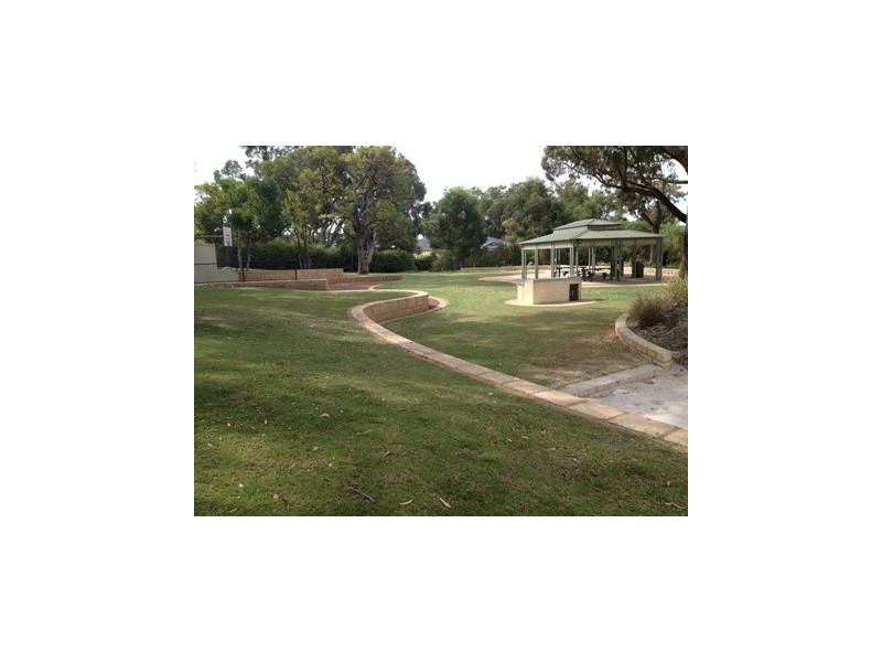 49 Ballard Meander, Lakelands WA 6180