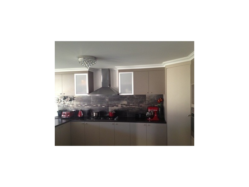 16 Sequin Close, Meadow Springs WA 6210