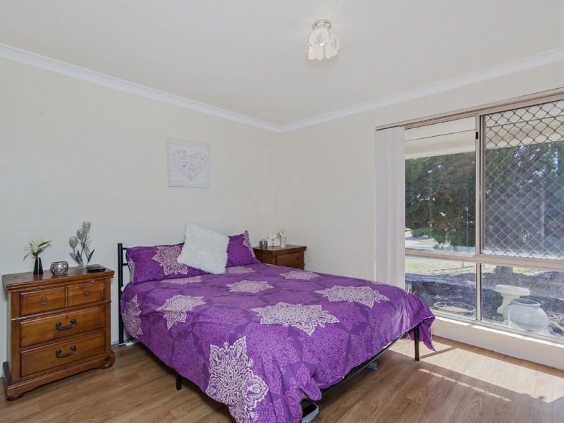 5 Selwyn Rise, Greenfields WA 6210