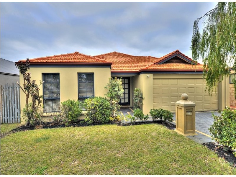 9 Masthead Way, Wannanup WA 6210