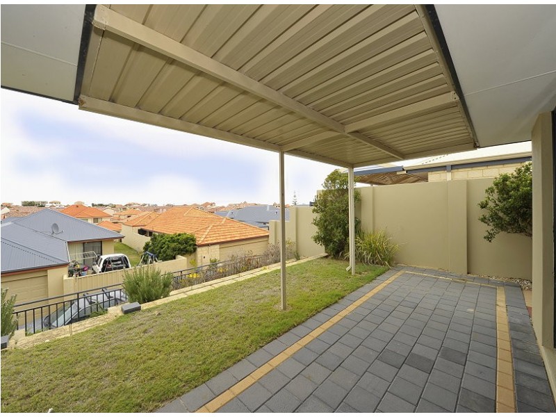 9 Masthead Way, Wannanup WA 6210